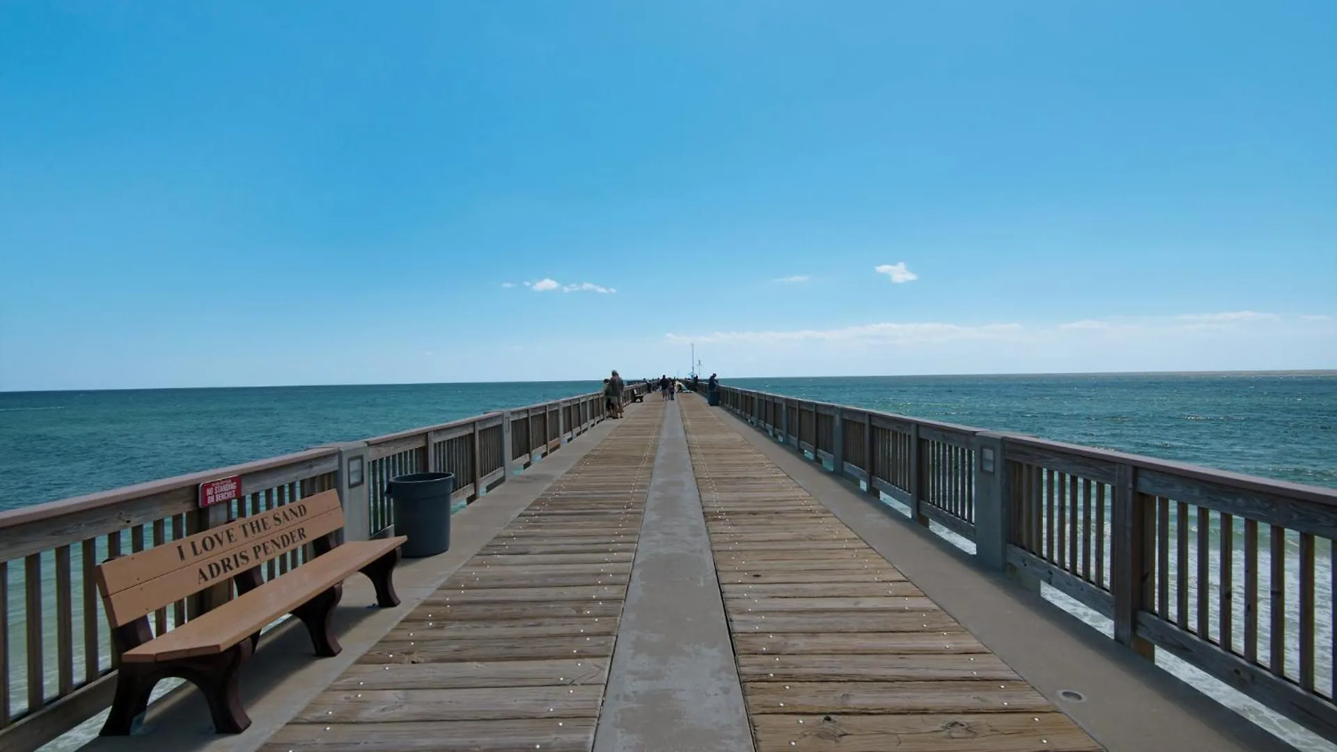 Tidewater Escape: 1Br/2Ba Beachfront Condo, Sleeps 6, Gulf Views & Comfort! Панама-Сити США