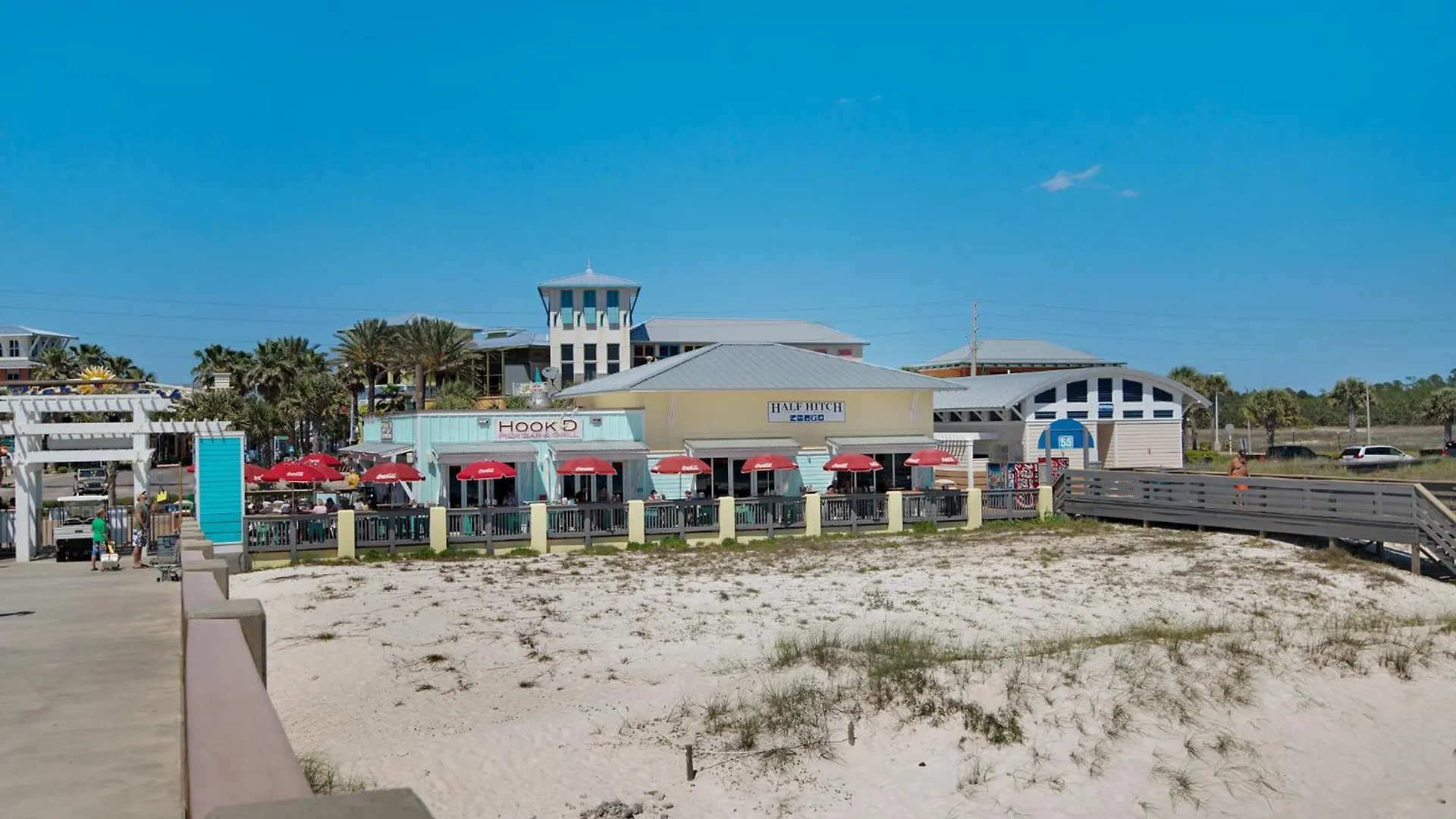 Tidewater Escape: 1Br/2Ba Beachfront Condo, Sleeps 6, Gulf Views & Comfort! Панама-Сити Дом отдыха